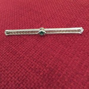 EMERALD PIN